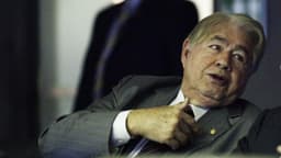 Lula lamenta falecimento de Newton Cardoso