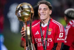 Botafogo avança em negociação para contratar Rollheiser