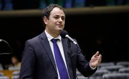 Glauber Braga depõe sobre irregularidades em emendas parlamentares