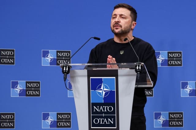Zelensky alerta sobre apoio dos EUA à Europa