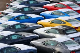 Trump anuncia possíveis tarifas de 25% em importações