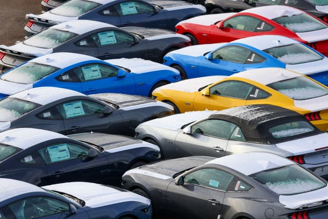 Trump anuncia possíveis tarifas de 25% em importações