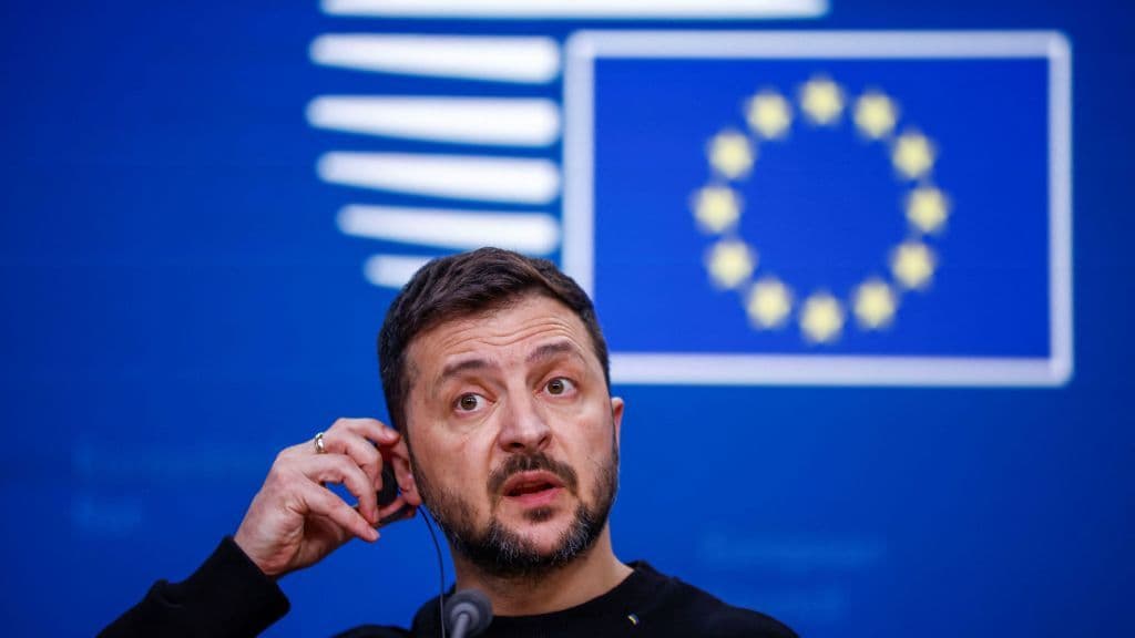 Zelensky deve visitar EUA para assinar acordo mineral