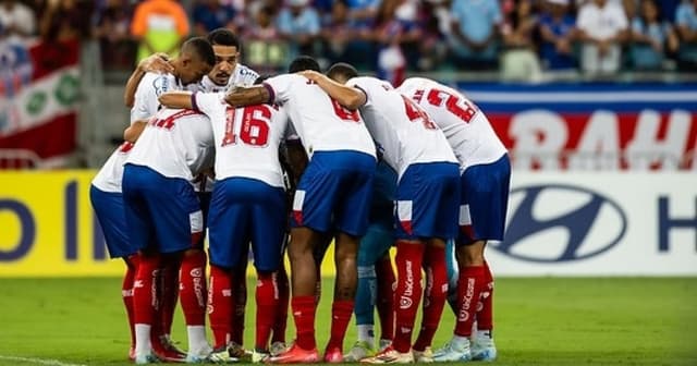 Bahia enfrenta desafio com cartões na fase de grupos