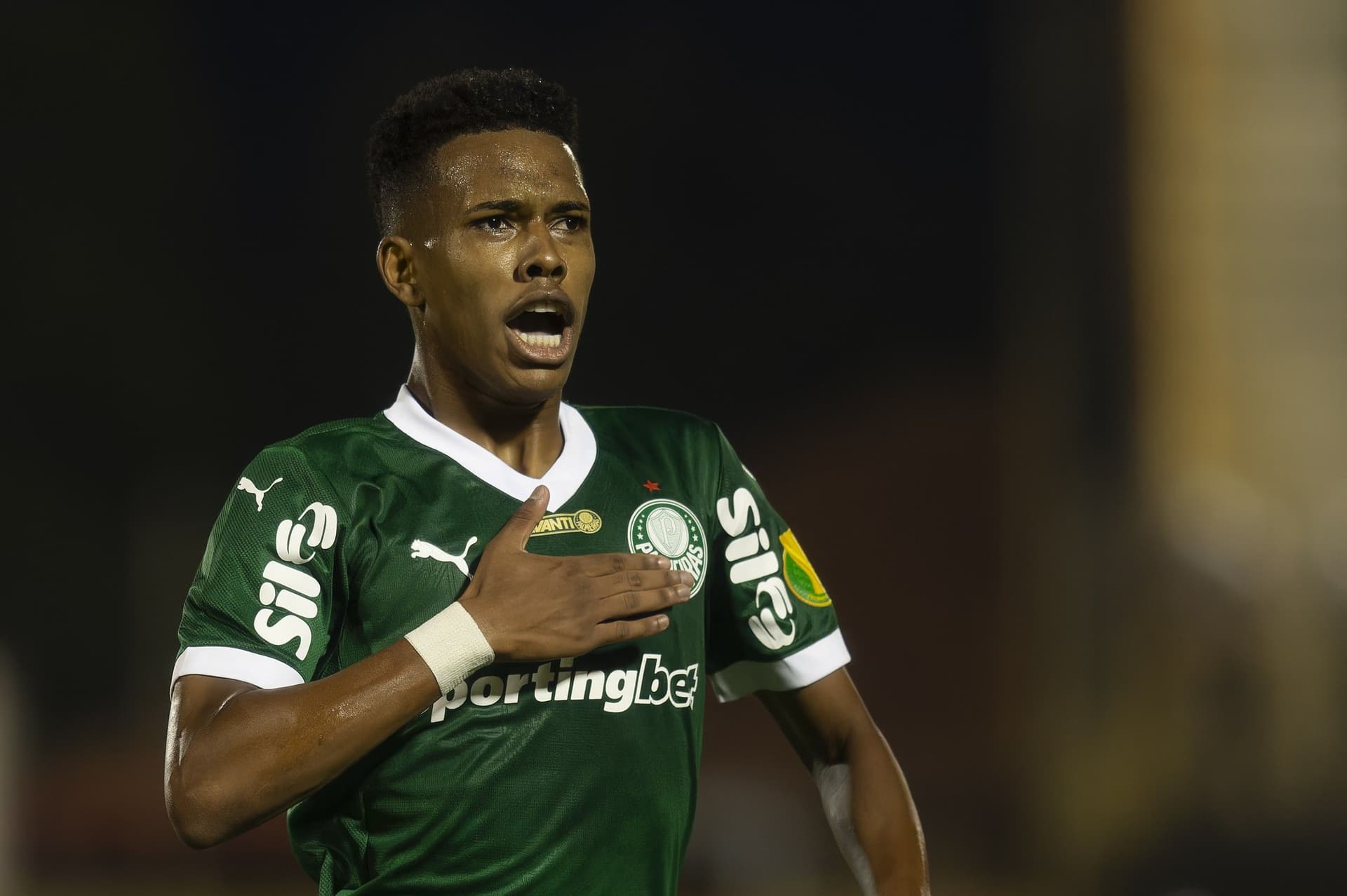 Estêvão é o jogador mais valioso fora da Europa