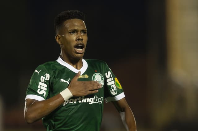 Estêvão é o jogador mais valioso fora da Europa