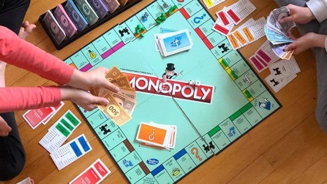 Explore o universo dos jogos de mesa além dos clássicos