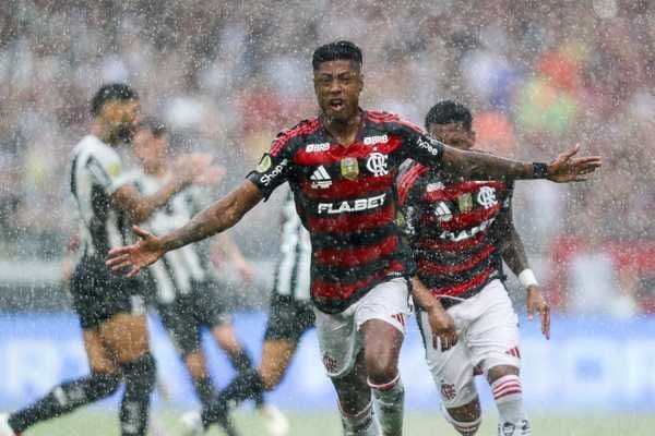 Flamengo ganha Supercopa e premiação quase de 12 milhões