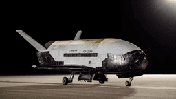 X-37B conclui missão de um ano em órbita