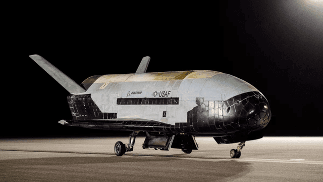 X-37B conclui missão de um ano em órbita