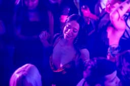 Anora conquista Oscar e impressiona com lucro excepcional