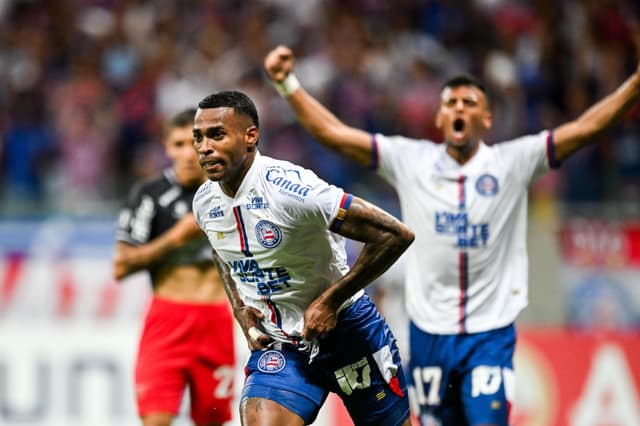Jean Lucas celebra gol decisivo pelo Bahia na Libertadores