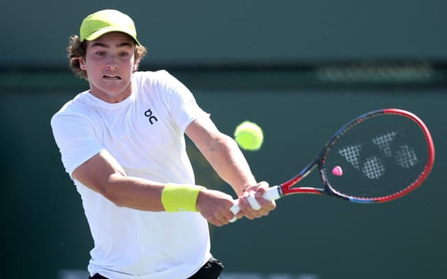 João Fonseca enfrenta Jan-Lennard Struff em Phoenix