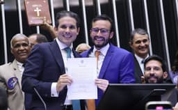 Jovem Lula da Fonte assume cargo na Câmara dos Deputados