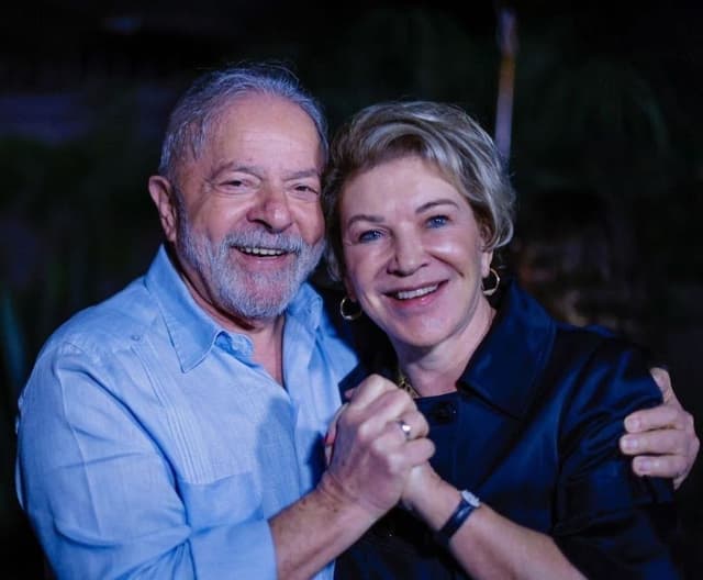 Lula comparece ao aniversário de 80 anos de Marta Suplicy