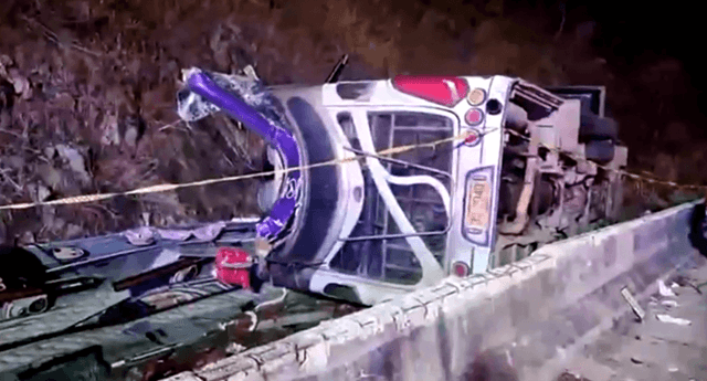 Acidente de ônibus na Tailândia resulta em 18 mortes