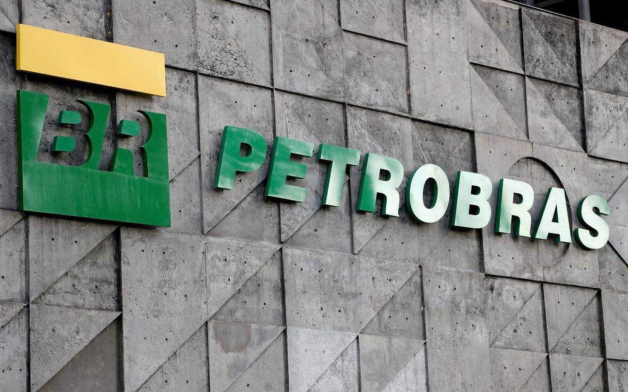 Análise do prejuízo da Petrobras no 4T24