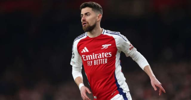 Flamengo suspende negociação com Jorginho por salário alto