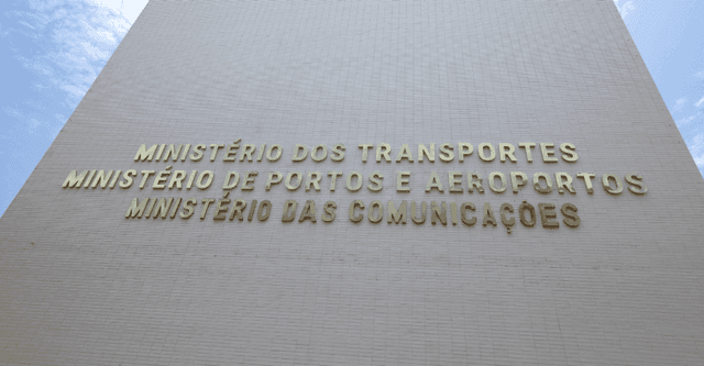 Governo sugere adiamento de reajuste de passagens no DF e GO