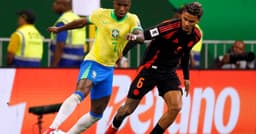 Brasil vence Colômbia, mas desfalques preocupam contra Argentina