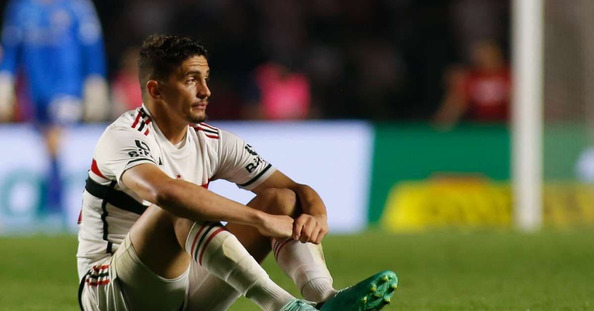 Pablo Maia realiza cirurgia e deve voltar em agosto