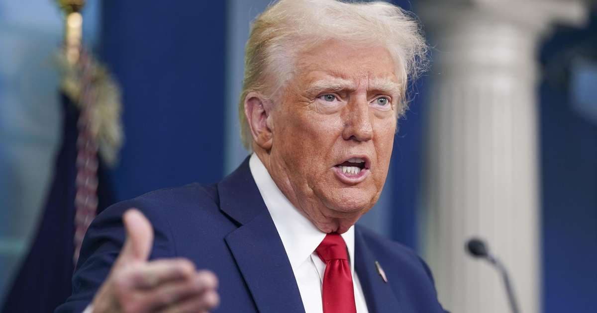 Trump responsabiliza diversidade por tragédia aérea em Washington