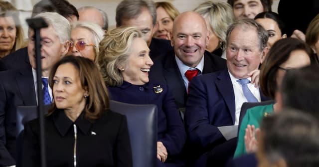 Trump Revoga Acesso a Informações de Oponentes