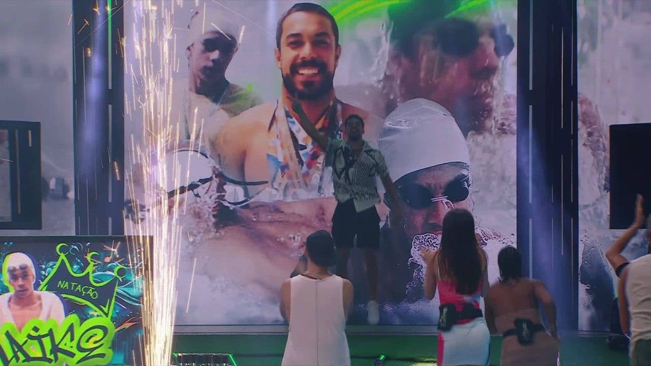 Vinícius celebra chegada à Festa do Líder Maike