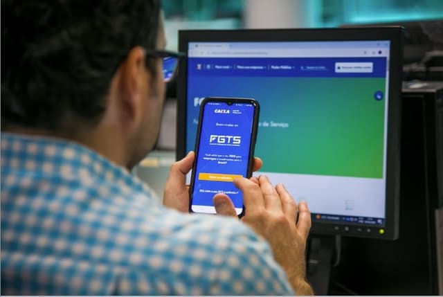 Governo Lula libera saque de até R$ 3 mil do FGTS