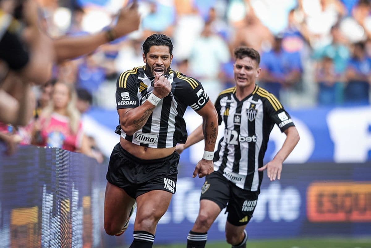 Hulk brilha e Atlético-MG vence o Cruzeiro no Mineirão