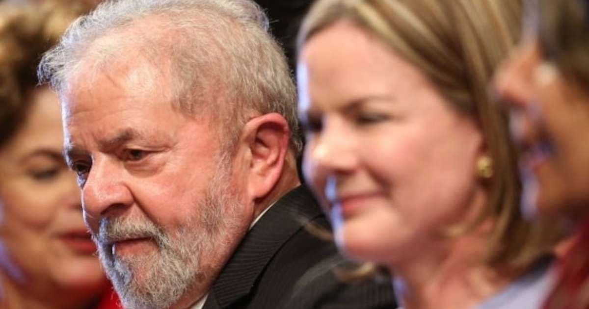 Lula elogia Gleisi como ministra em qualquer país