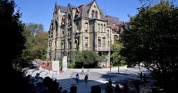 Trump Suspende Financiamento à Universidade da Pensilvânia