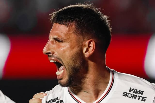 São Paulo vence Mirassol e se destaca no Paulistão