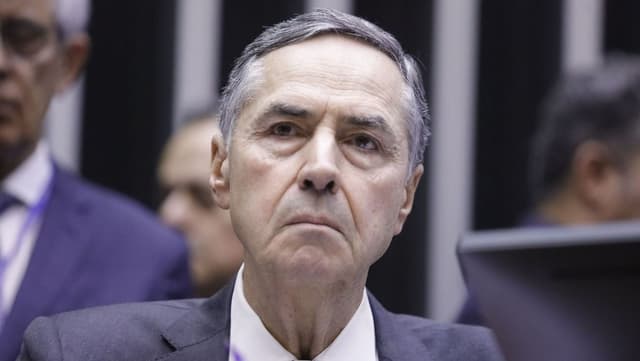 Barroso defende Judiciário diante de críticas recentes