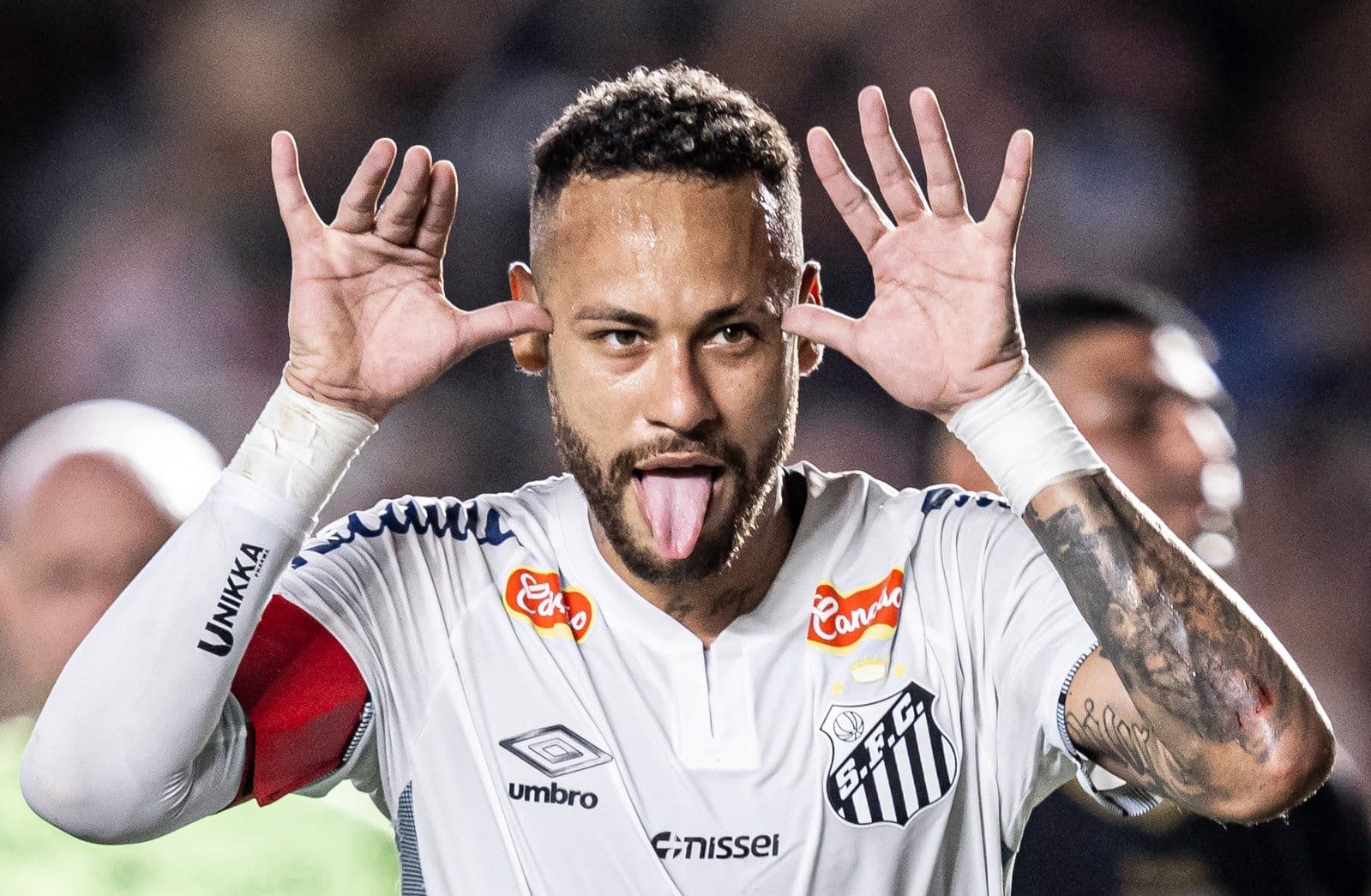 Santos e Coritiba se enfrentam em amistoso importante