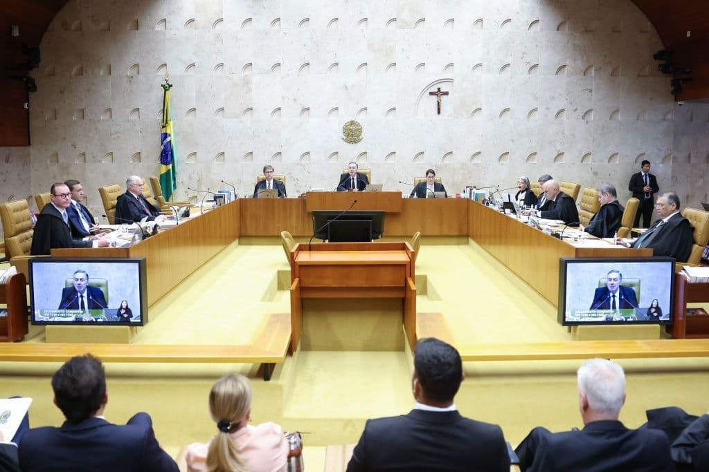 STF suspende julgamento sobre idade para vasectomia
