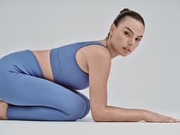 Isis Valverde controla ansiedade antes de estreia e casamento