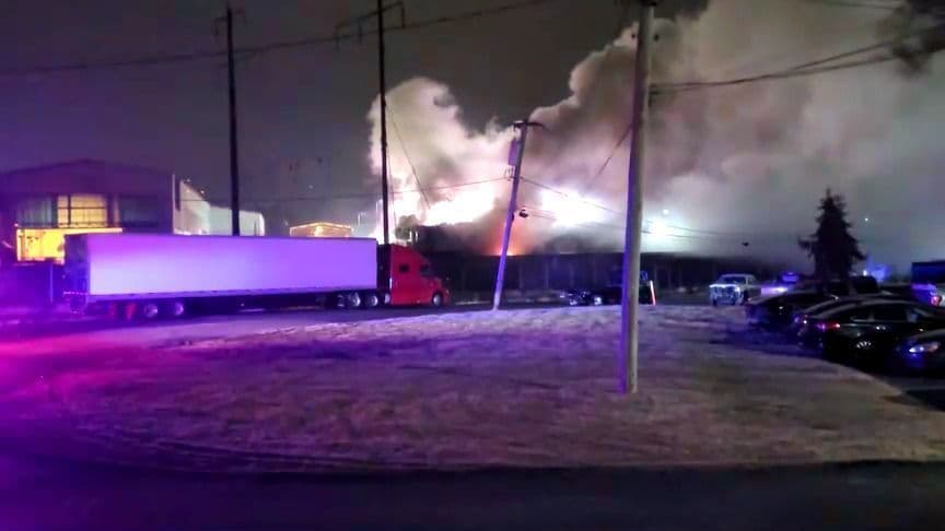 Incêndio em trem de passageiros na Pensilvânia