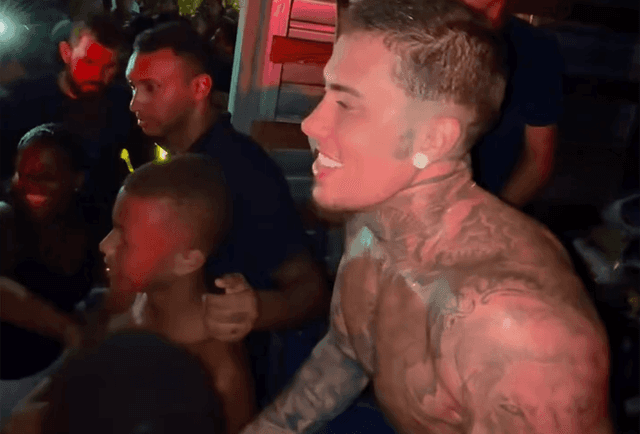 MC Daniel distribui cestas básicas após nascimento do filho