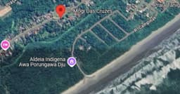 Avião cai em aldeia indígena de SP; um morto e um ferido