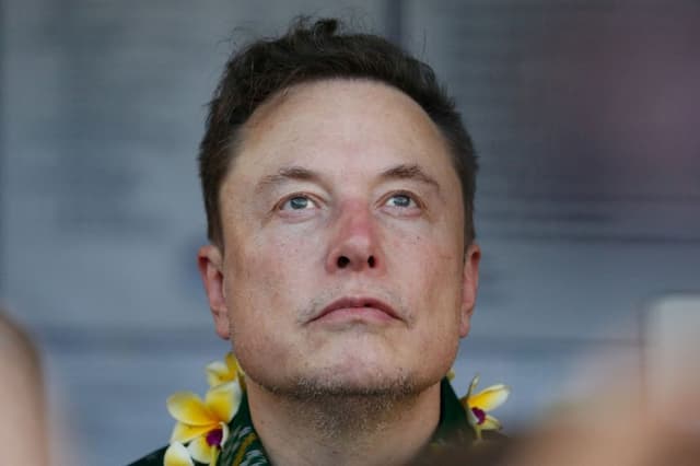 Petição no Canadá pede revogação da cidadania de Elon Musk