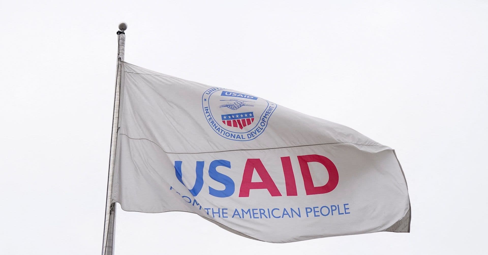 Trump Reformula Ajuda Internacional para Mais Eficácia