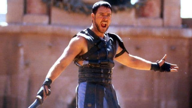 Russell Crowe revela final alternativo de Gladiador