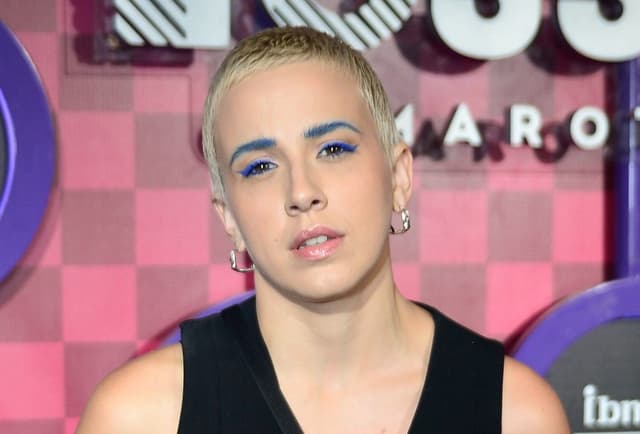 Marcella Rica curte carnaval com suposto affair Natália Vale