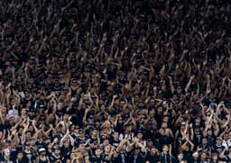 Corinthians Enfrenta Crise de Cambismo e Acusações