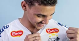 Santos confirma contratação de Deivid Washington