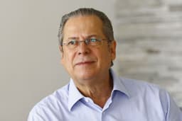 Lula brinca com Dirceu sobre candidatura à Câmara