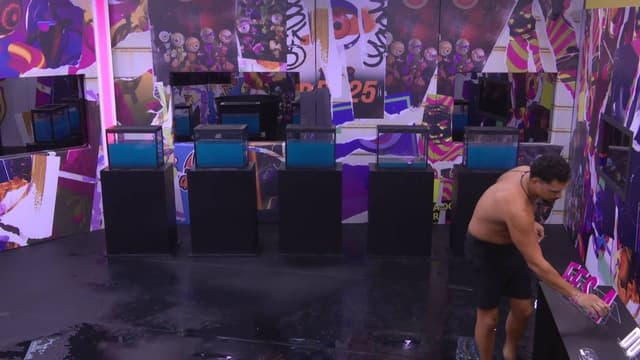 Vinícius supera 5 horas de desafio e conquista quarta letra