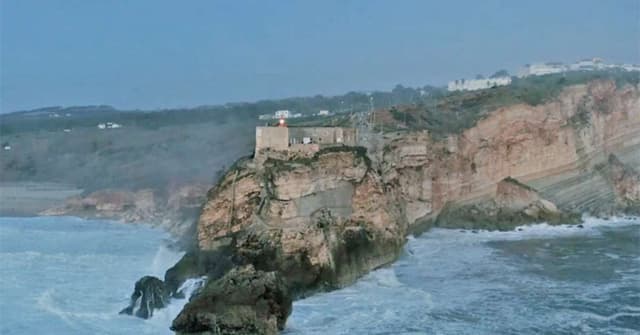 Praias Perigosas ao Redor do Mundo