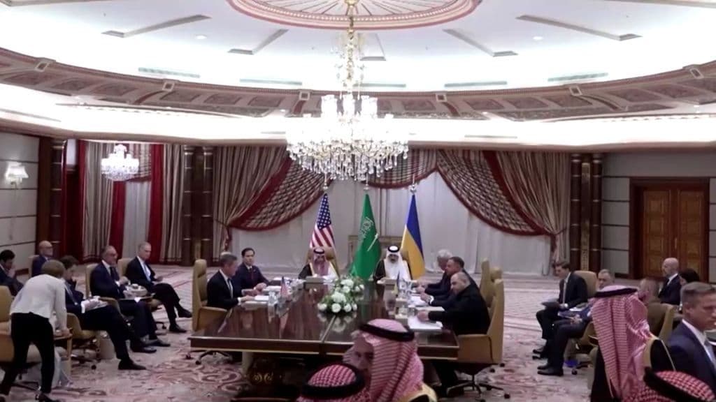 Proposta de Cessar-Fogo dos EUA à Rússia Avança